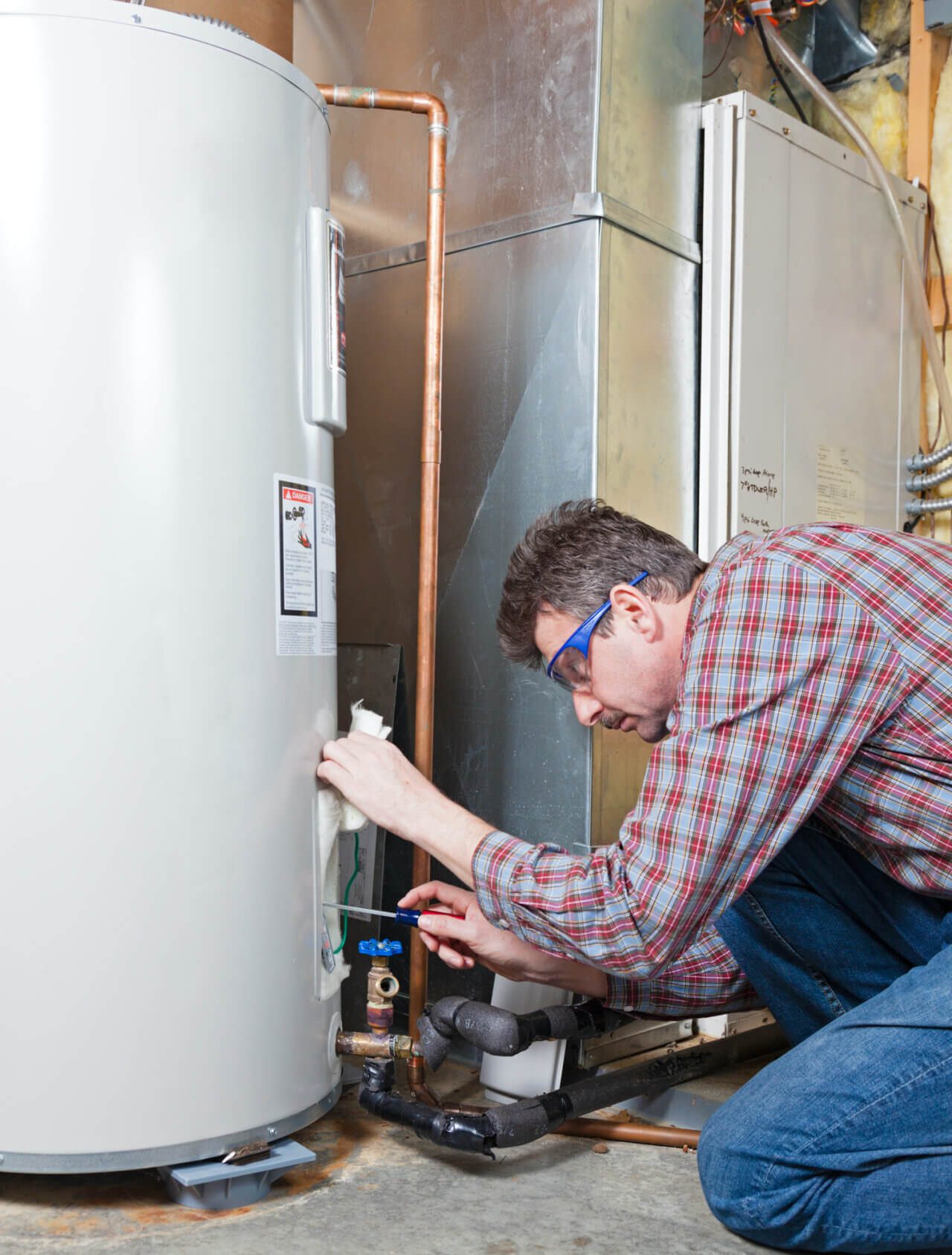 7-warning-signs-of-a-failing-water-heater-jolly-plumbing-drains-heating-and-air